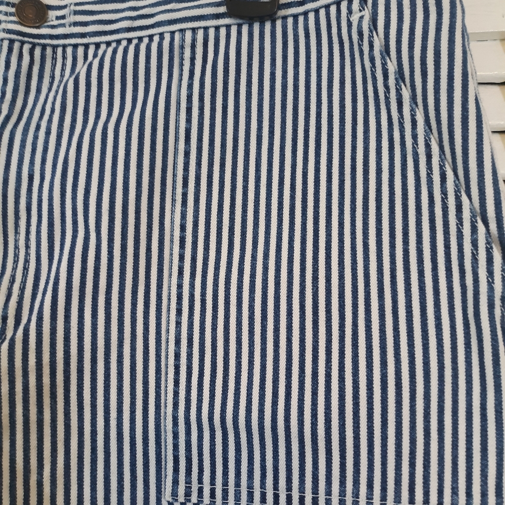 Newport news vtg pinstripe shorts 34 *8 - Picture 3 of 4